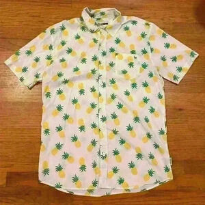 Tipsy Elves Pineapple parade Hawaiian shirt size xl